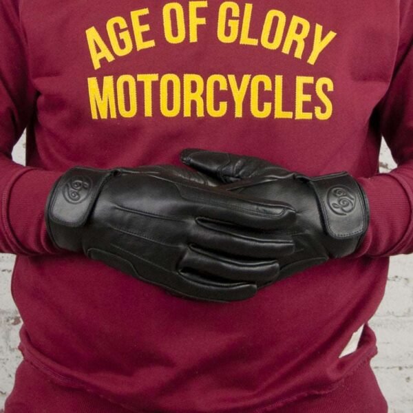 age of glory rover leather ce waxed gloves in black 741904 2000x